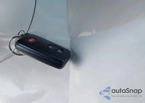 2013 Toyota Prius Three из США, поврежденный, VIN JTDKN3DU9D5602431